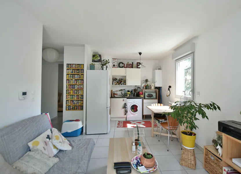 Flat Rue Francisque Jomard in Oullins-Pierre-Bénite