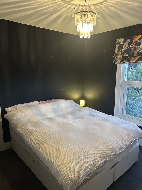 Room Philip Road in Ipswich