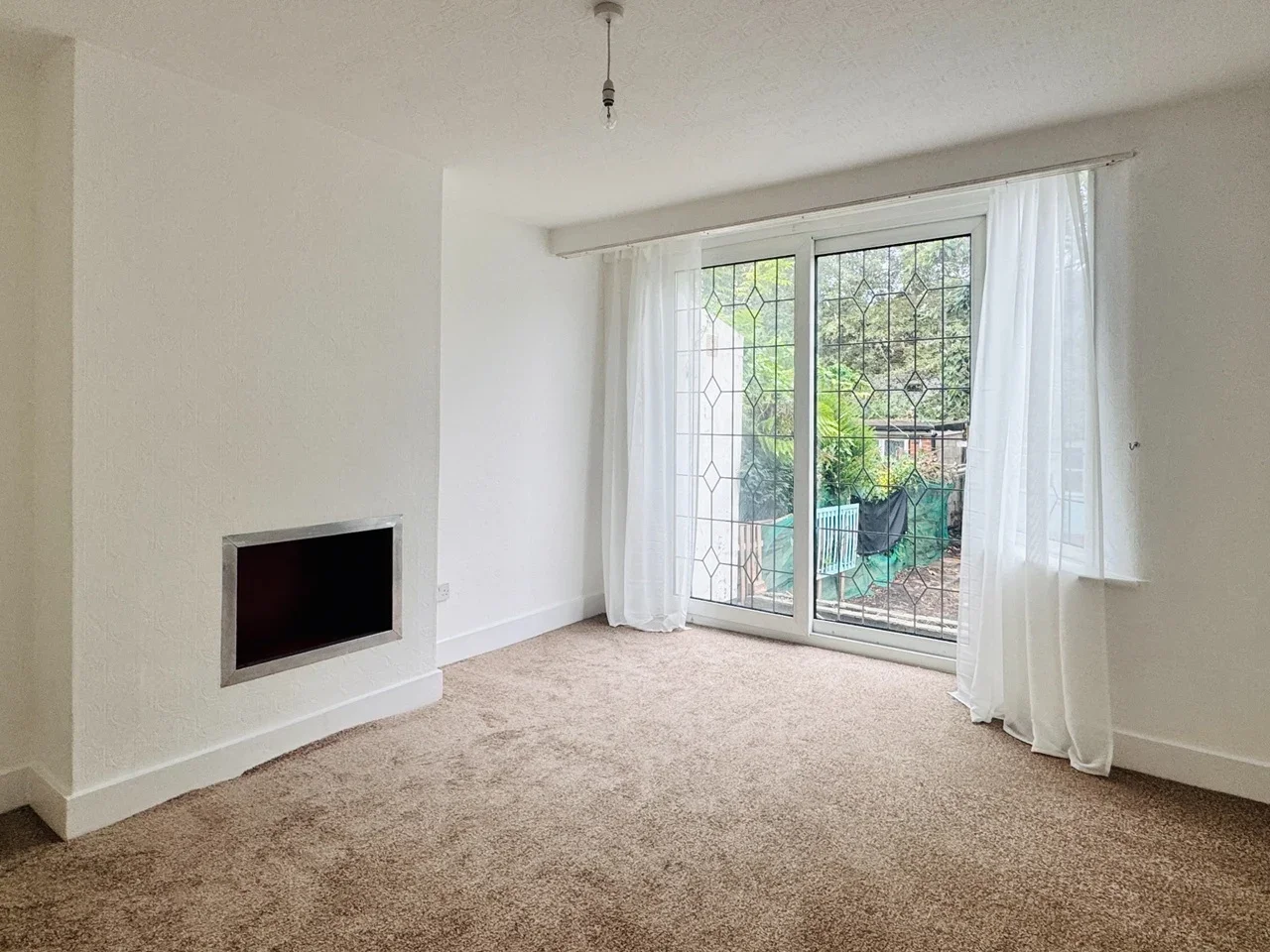 House Markmanor Avenue in Greater London