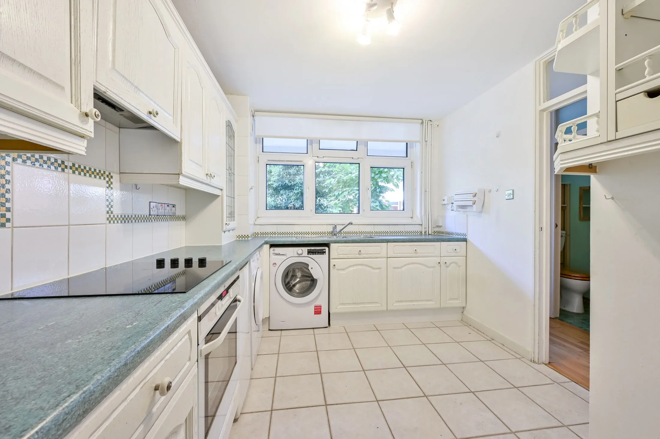 Flat Woking Close in Greater London