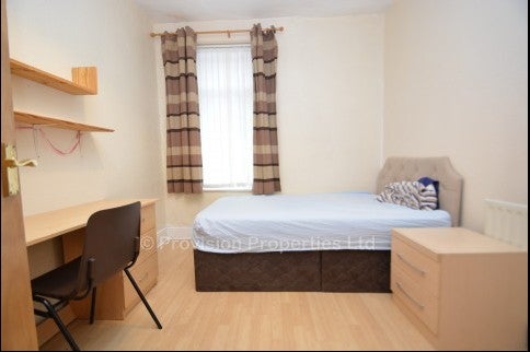 House Brudenell Avenue in Leeds