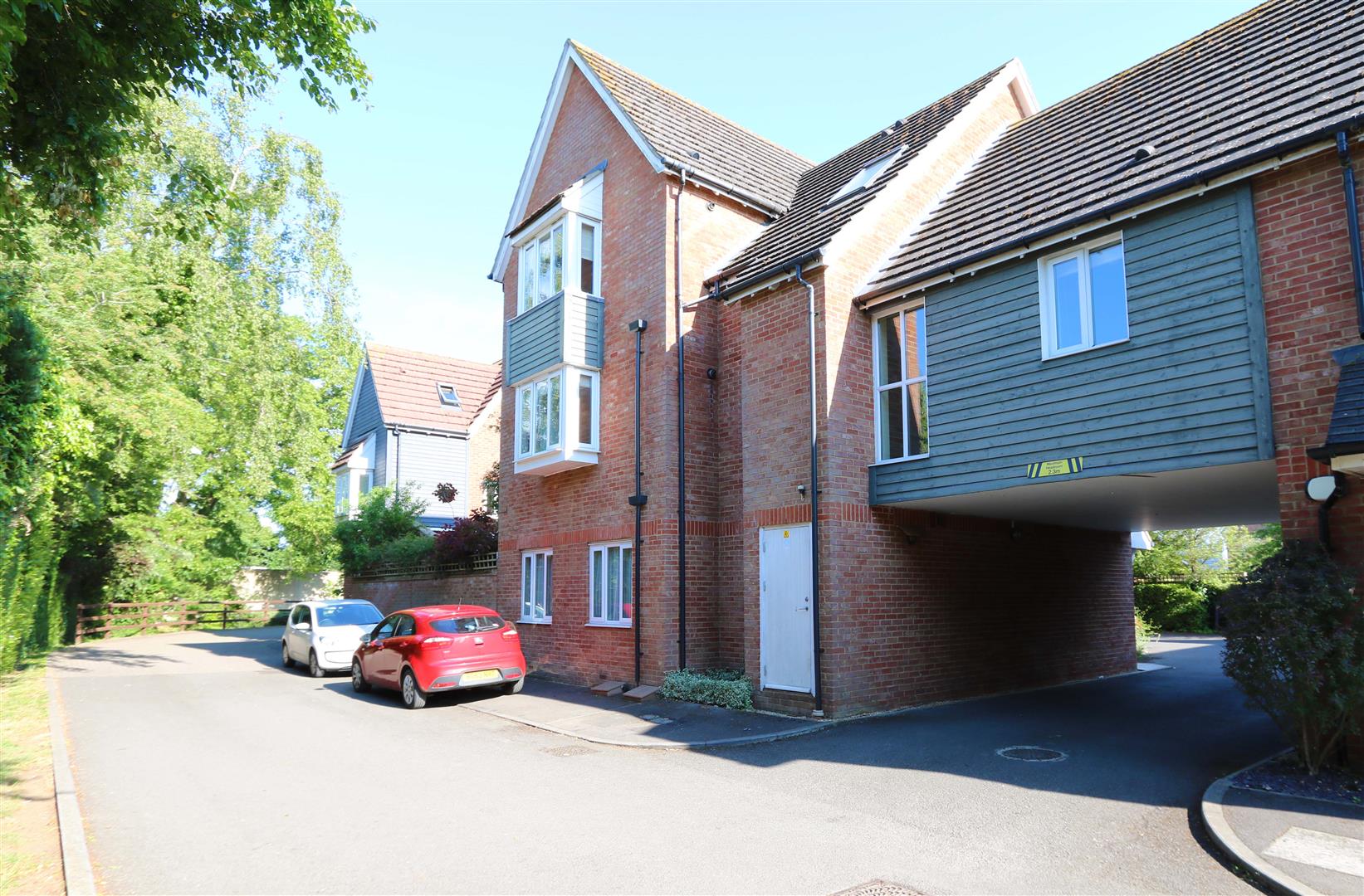 Flat Limmings Lane in South Oxfordshire