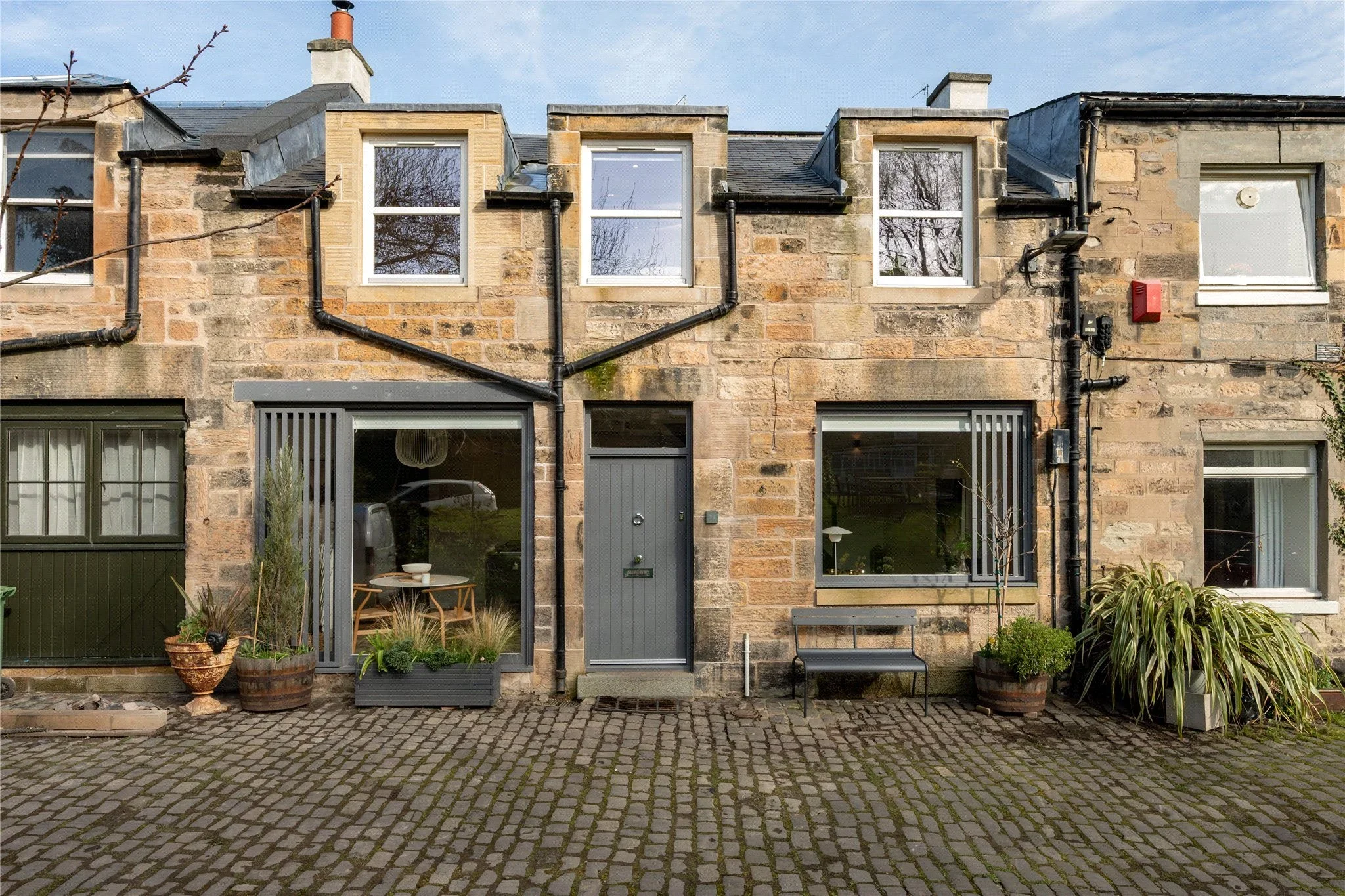 House Carlton Terrace Mews in City of Edinburgh