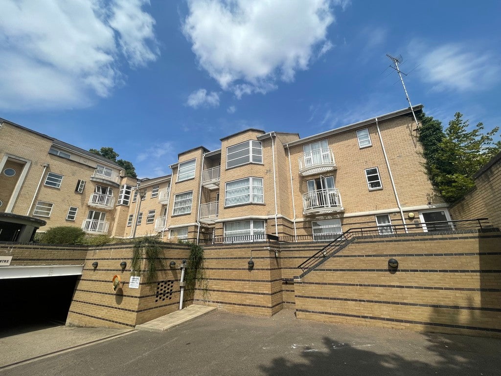 Flat Mortimer Road in Cambridge