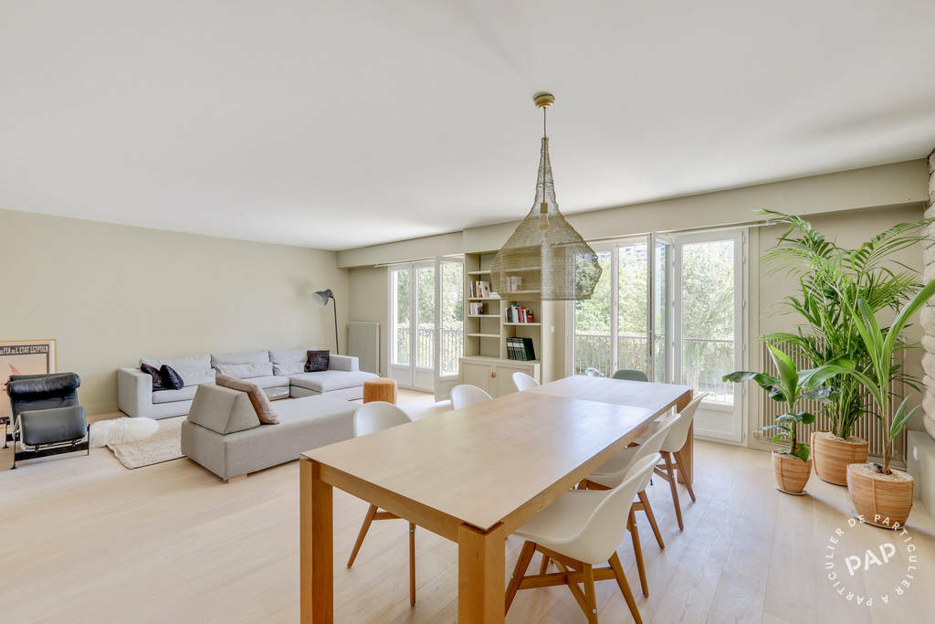Room Place des Onze Arpents in Villejuif