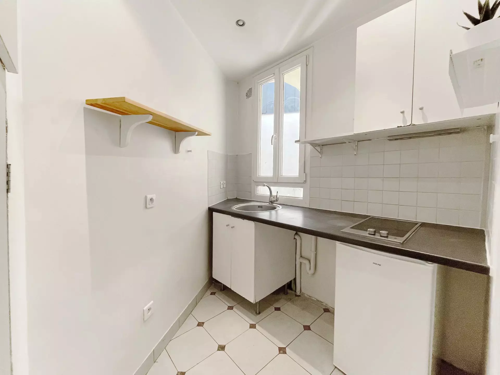 Appartement Rue Montcalm à Paris