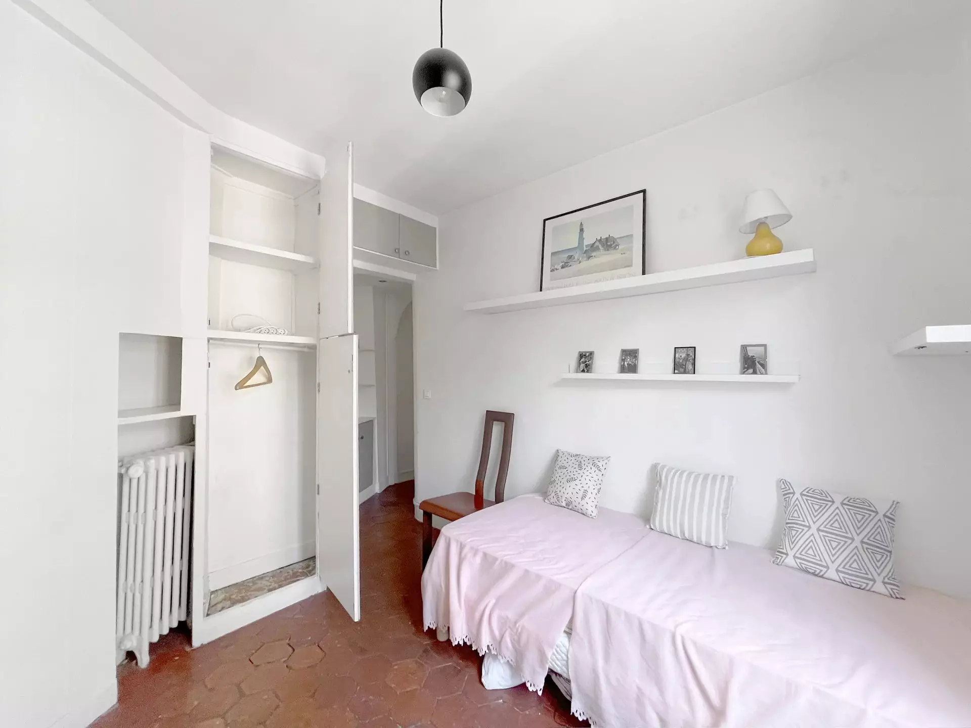 Appartement Rue Montcalm à Paris