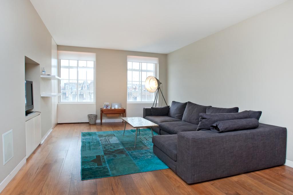 Flat Brompton Road in Greater London