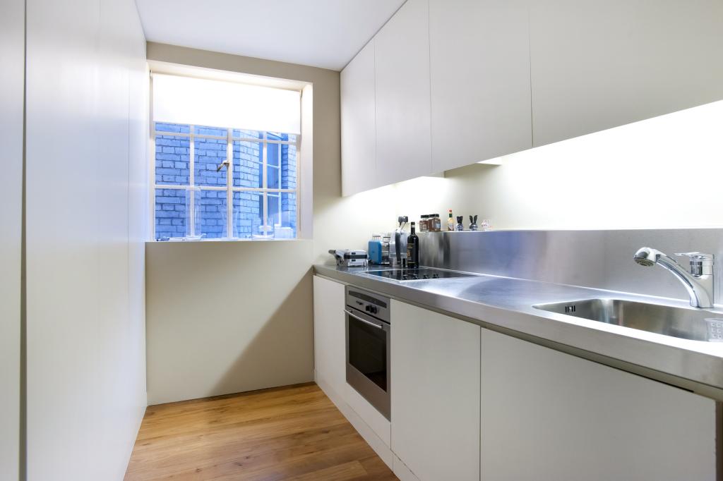 Flat Brompton Road in Greater London