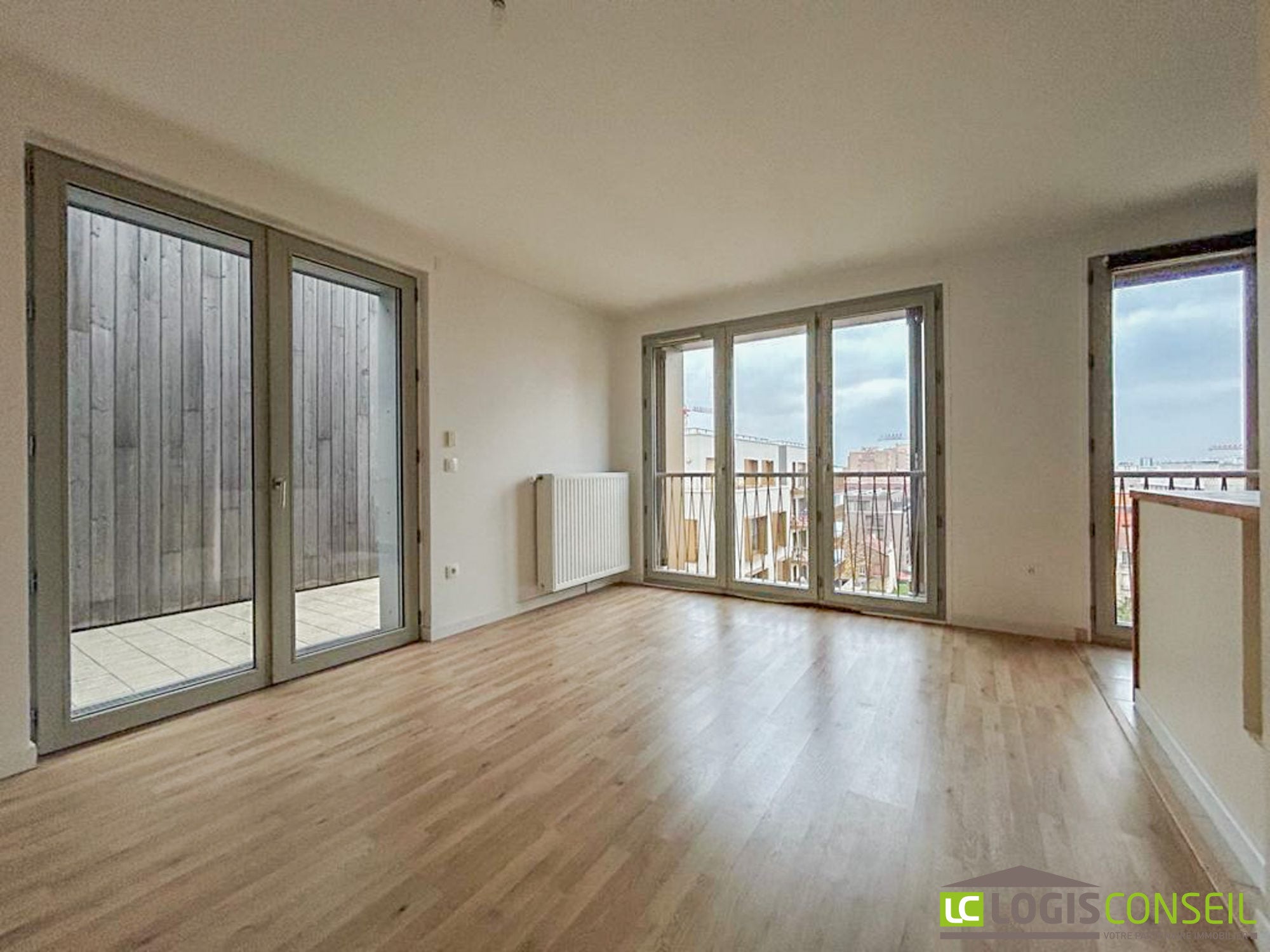 Flat Rue Assia Djebar in Bagneux