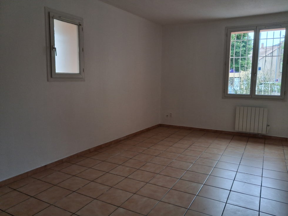 Flat Avenue des Peupliers in Morières-lès-Avignon