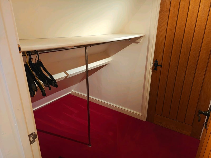 Room Fernhill Lane in Metropolitan Borough of Solihull