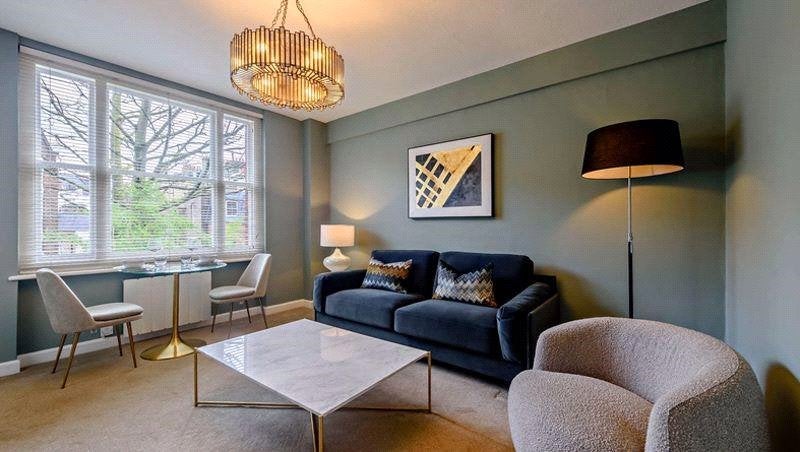 Flat Waverton Street in City of Westminster