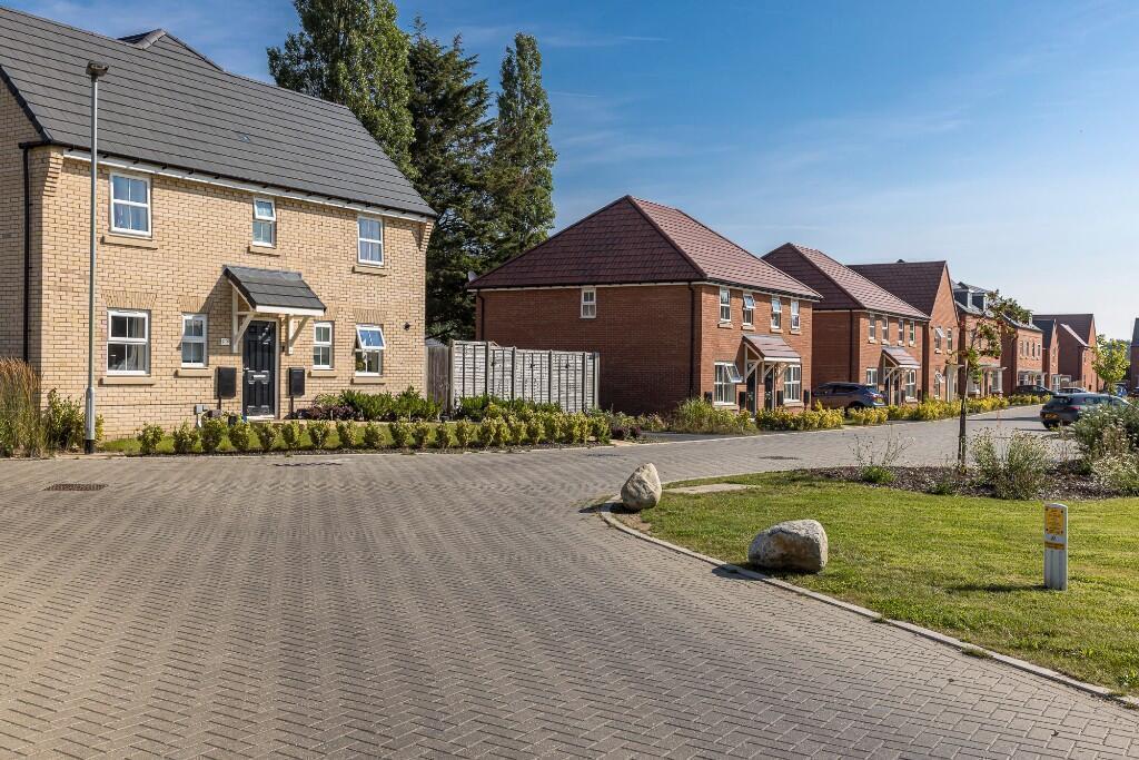 House Lodge Lane in Old Catton