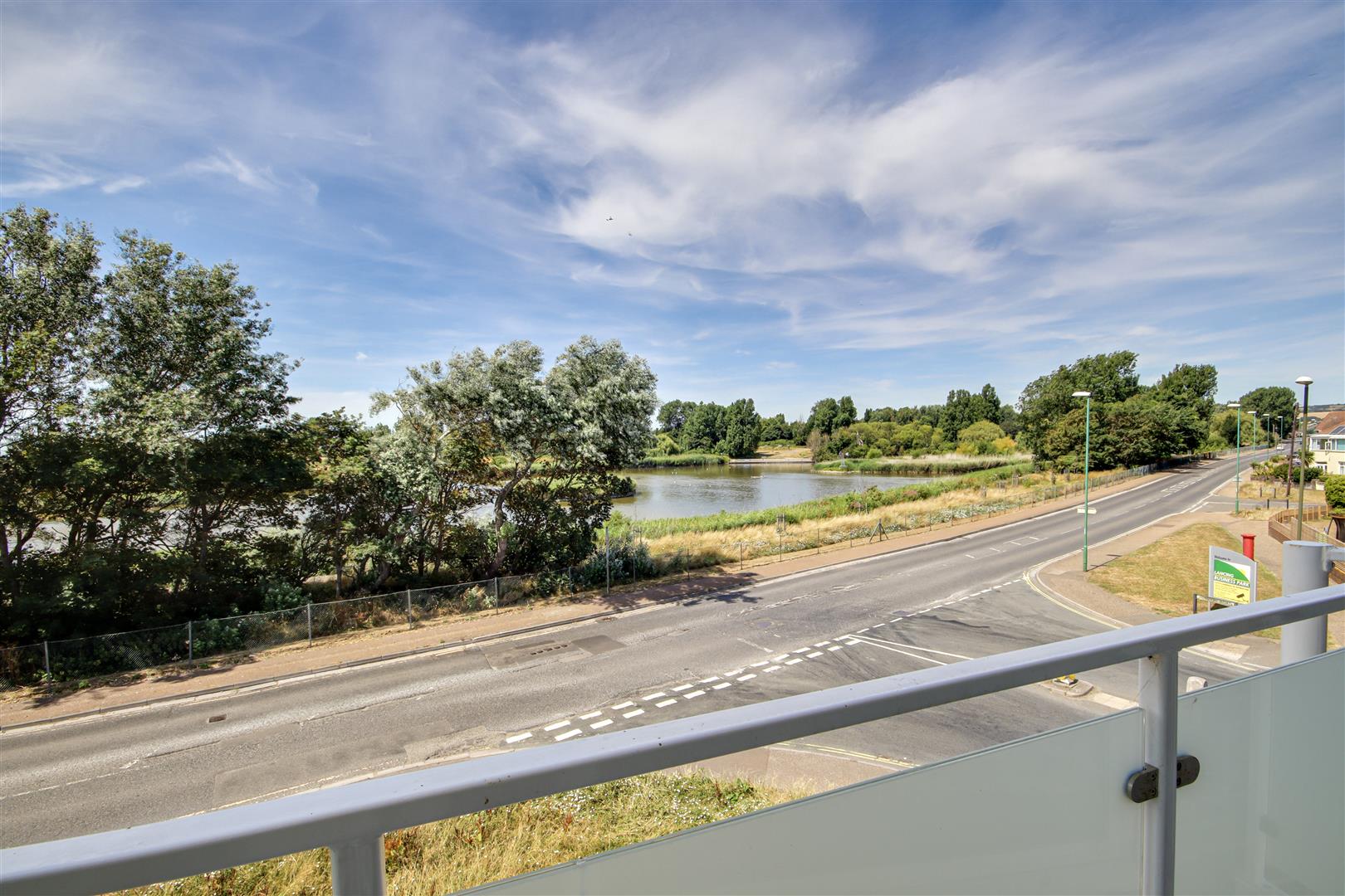 Flat Western Road in Worthing