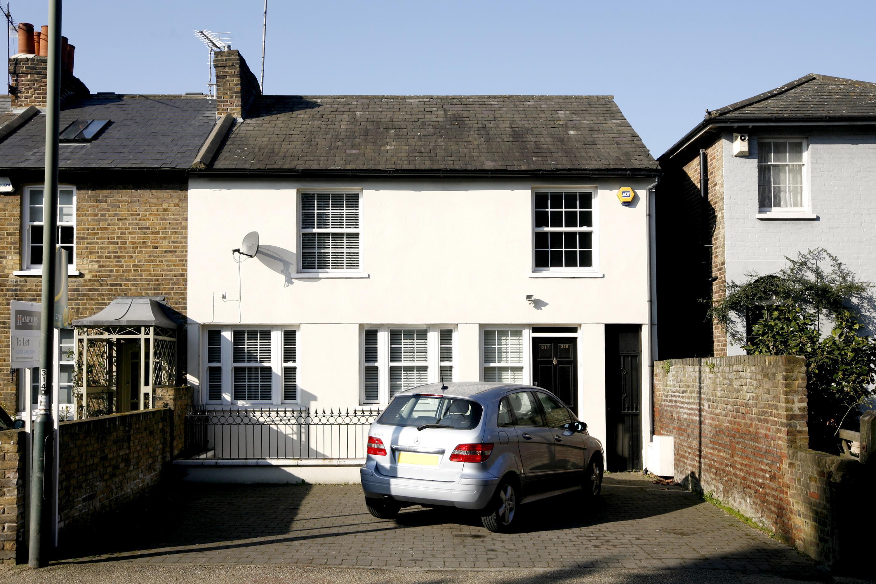 House Petersham Road in Greater London