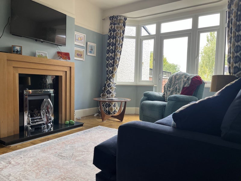 Room Shanklin Drive in Leicester