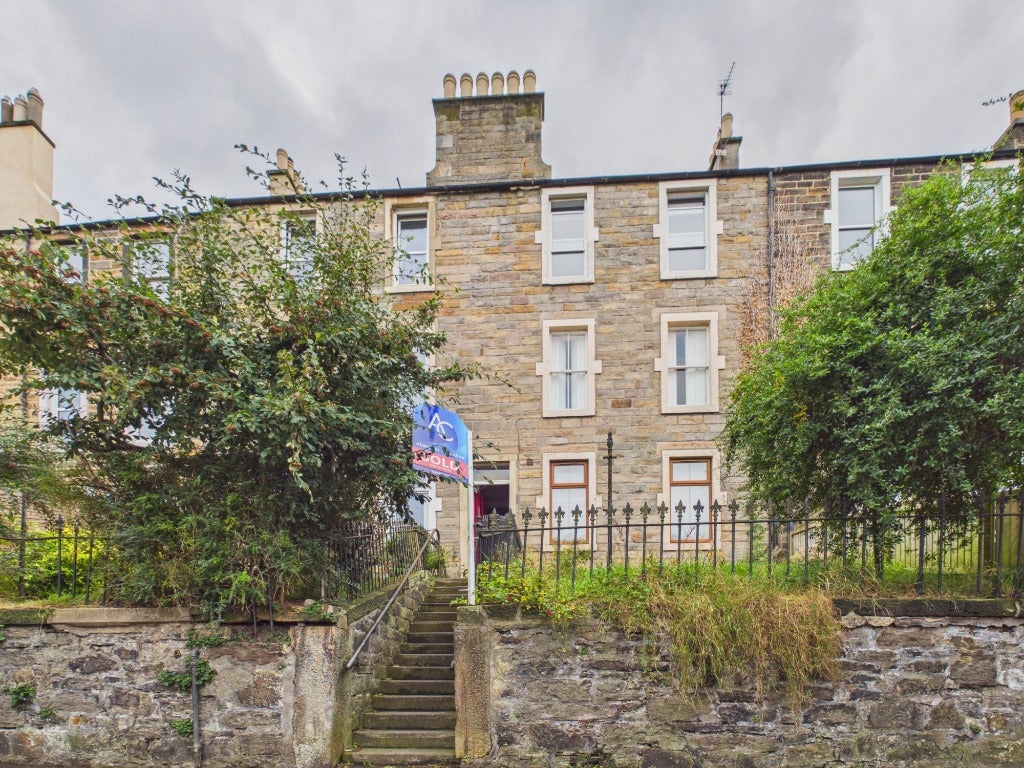 Flat Rosevale Terrace in City of Edinburgh