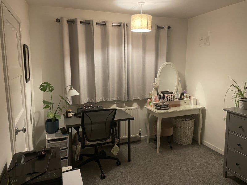 Flat Langton Road in City of Edinburgh