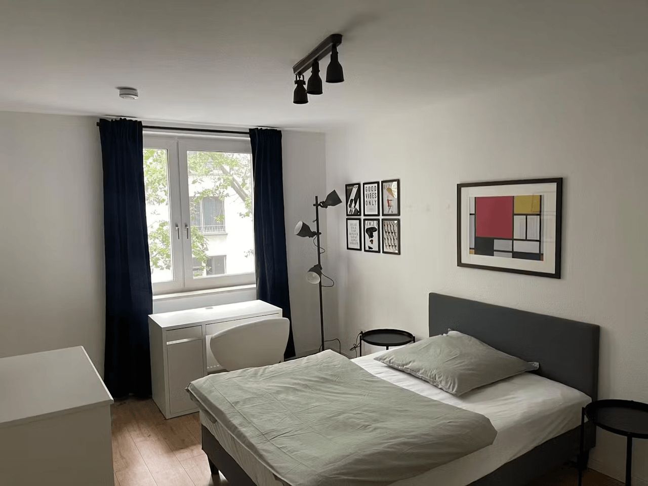 Zimmer Töngesgasse in Frankfurt am Main