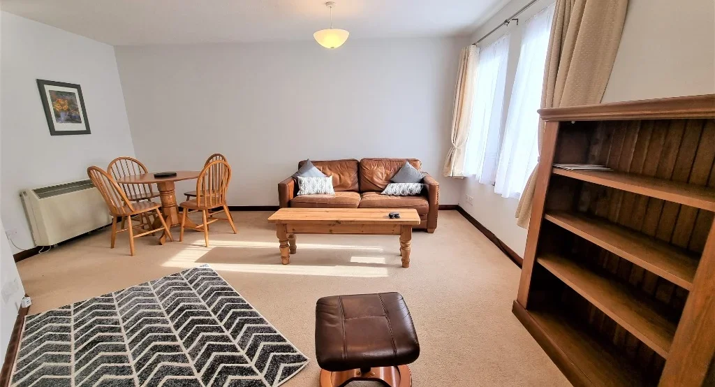 Flat Bloomfield Court in Aberdeen City