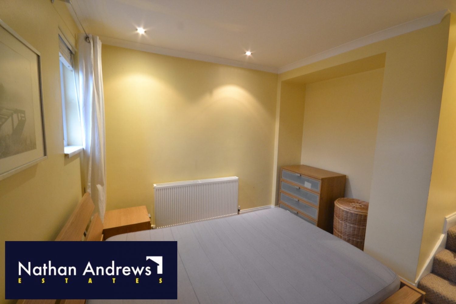 Flat Uxbridge Road in Greater London
