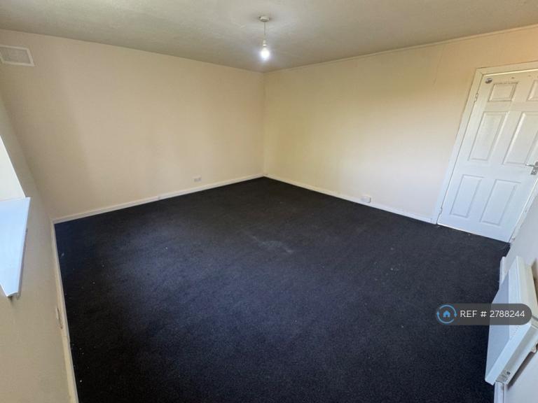 Flat Springhill Lane in Wolverhampton
