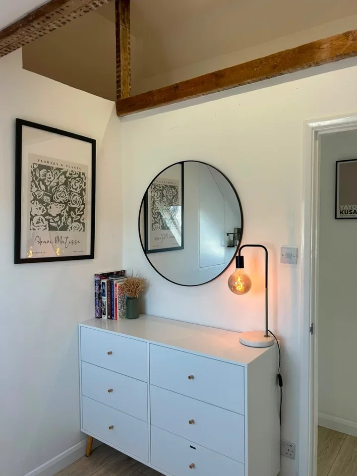 Room Wavertree Road in Greater London