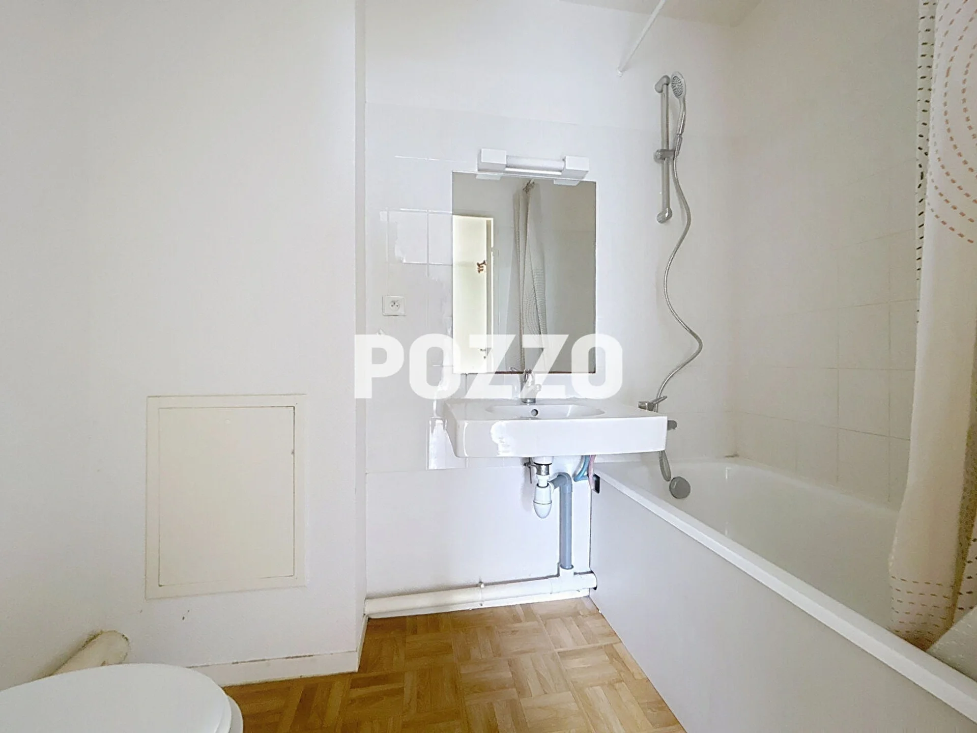 Flat Rue Auguste Nicolas in Caen