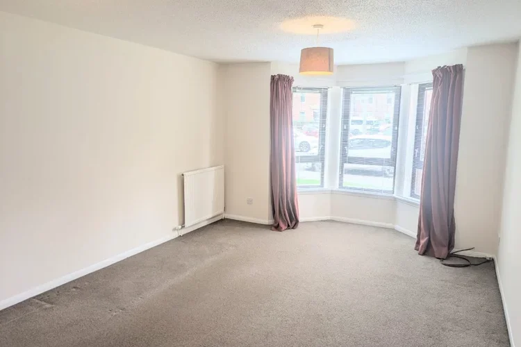 Flat Durward Court in Glasgow
