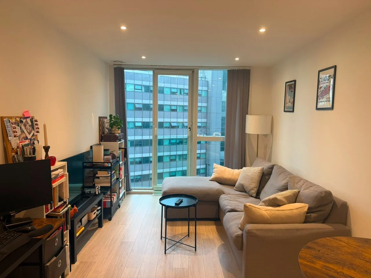 Flat Wellesley Road in Greater London