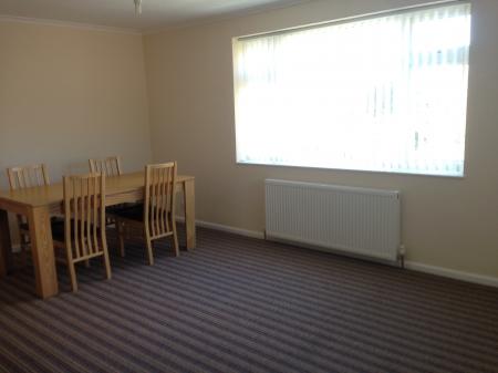 Flat Grove Place in Royal Leamington Spa