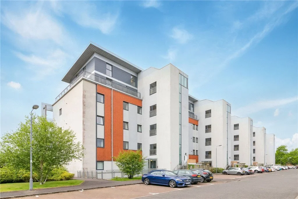 Flat Jackson Place in Glasgow
