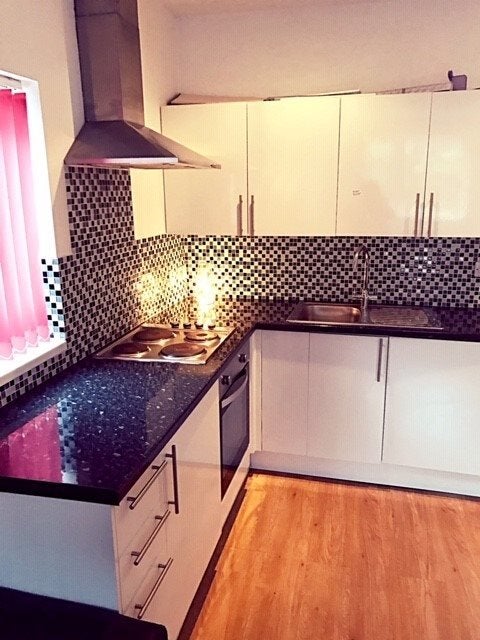 Flat Sketty Road in Swansea