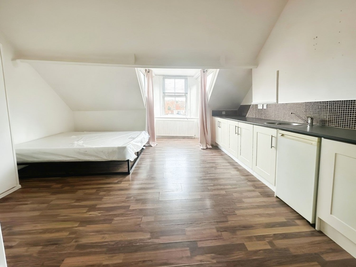 Room Horsey Lane in Yeovil