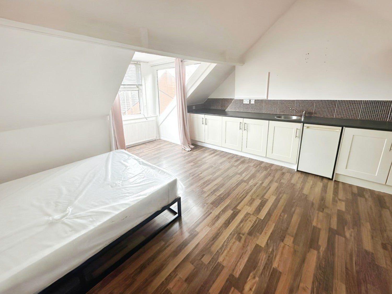 Room Horsey Lane in Yeovil