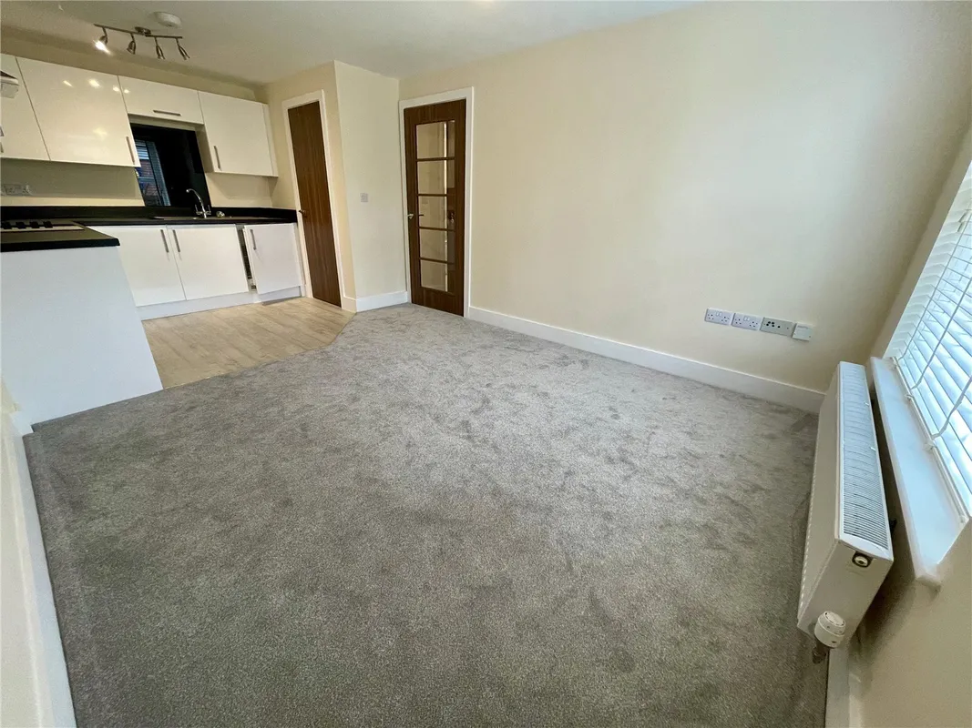Flat Portchester Court in Bournemouth