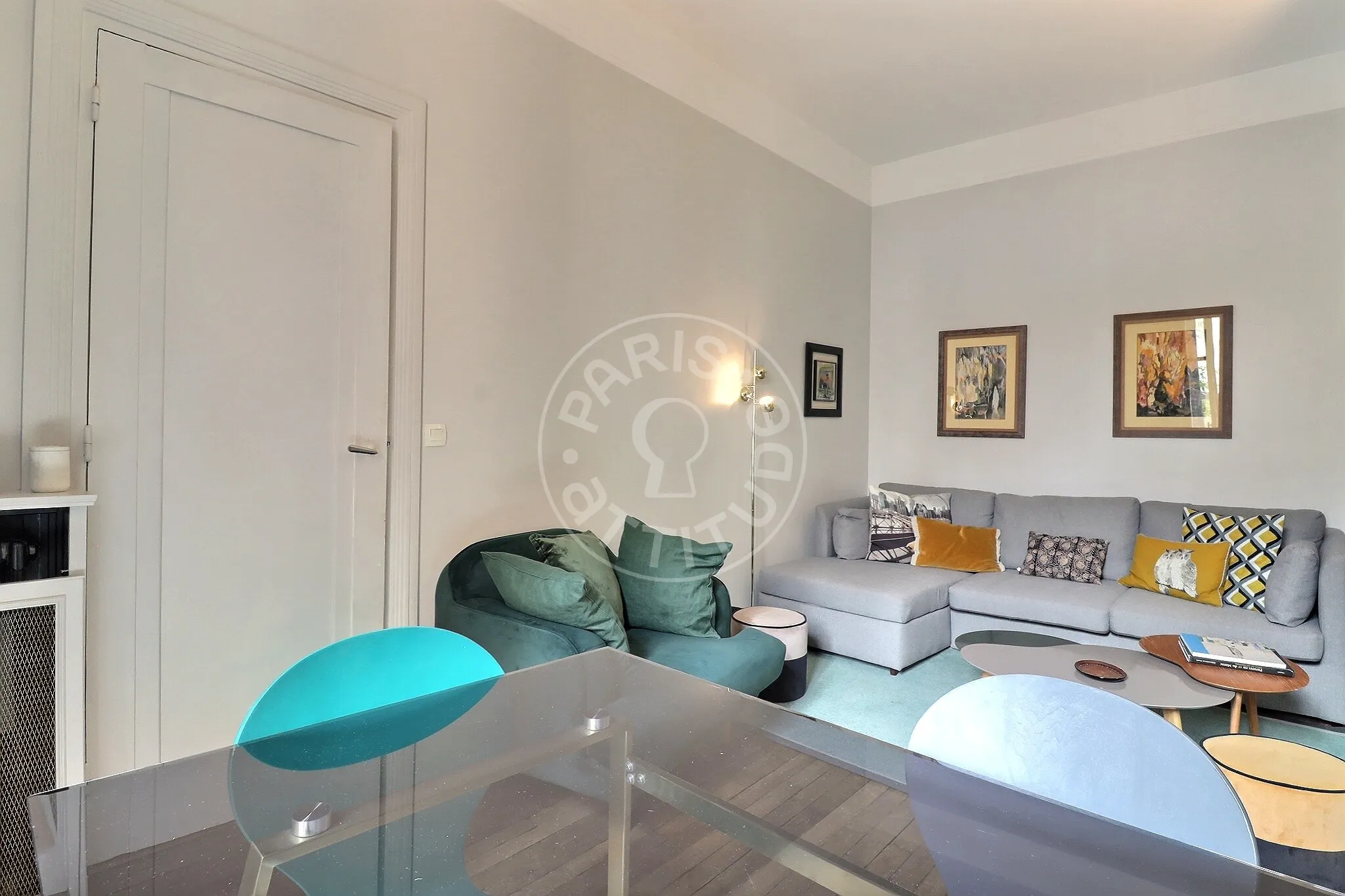 Appartement Rue de Varenne à Paris