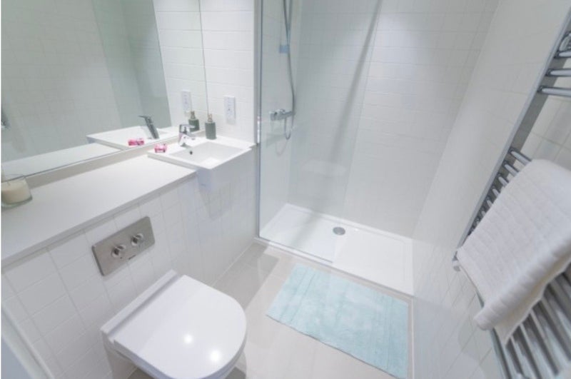 Room Victoria Road in Greater London