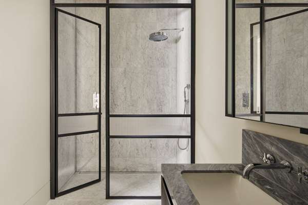 Flat Queensway in City of Westminster