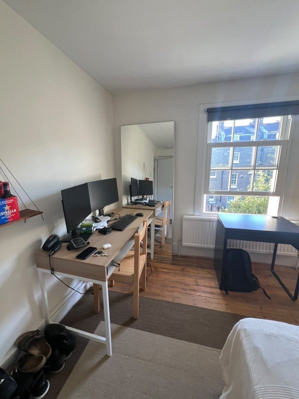 Room Acton Street in Greater London