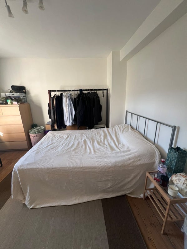 Room Acton Street in Greater London