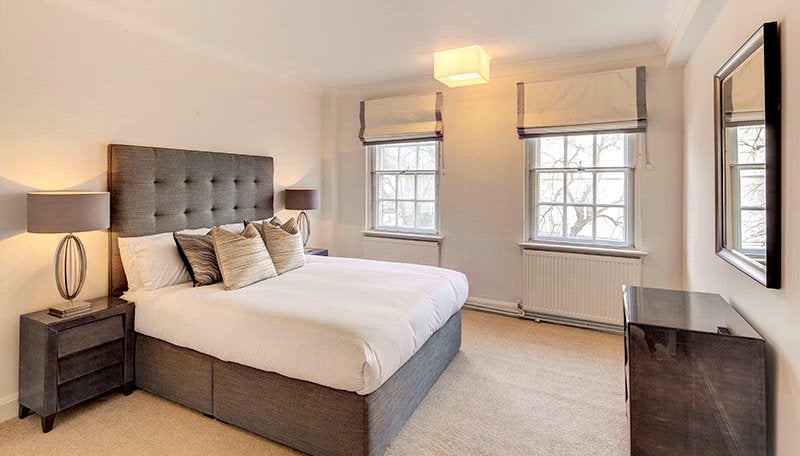Flat Fulham Road in Greater London