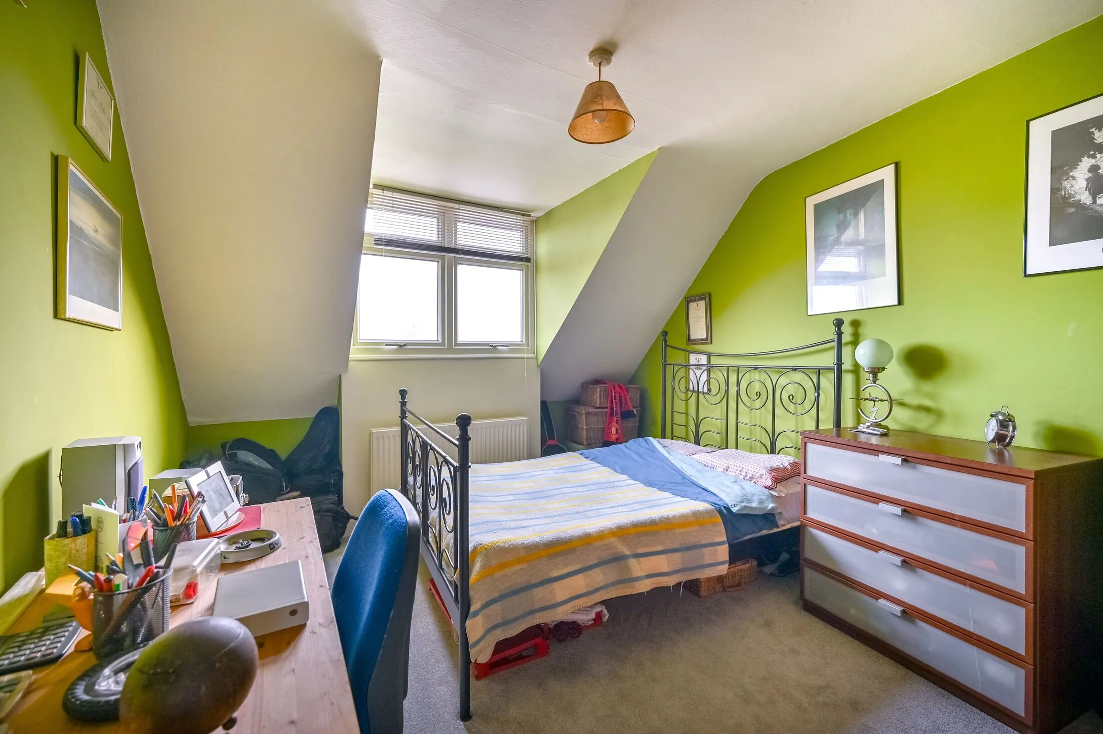 Flat Grasmere Avenue in Greater London