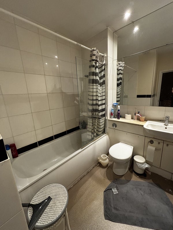 Room Marcia Road in Greater London