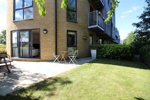 Flat Smeaton Court in East Hertfordshire