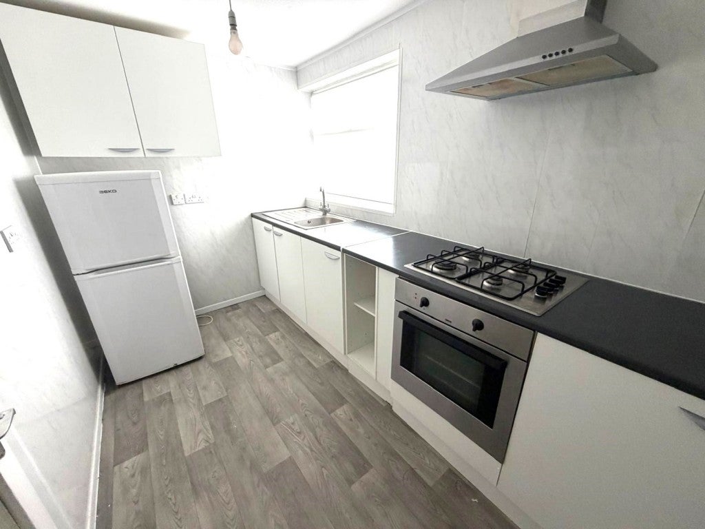 Flat Duffield Close in Greater London