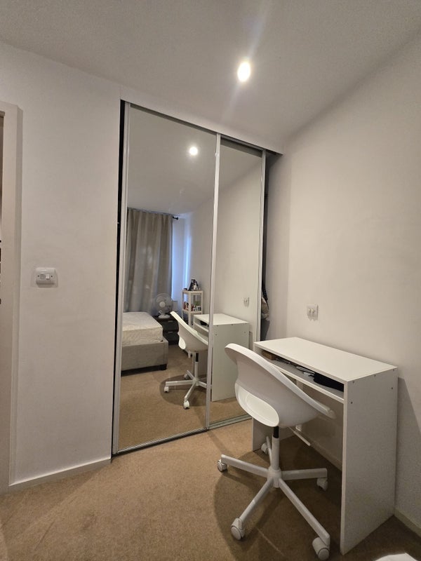 Room Ecclesbourne Road in Greater London