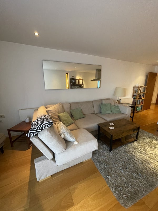Room Ecclesbourne Road in Greater London