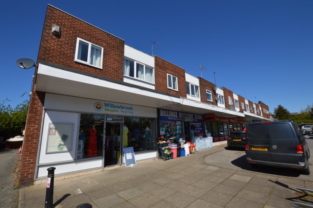 Flat Main Street in Billinge Chapel End